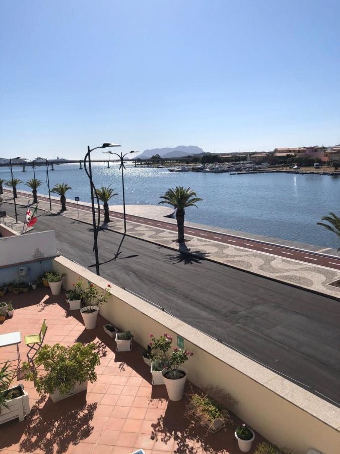 La Terrazza Guesthouse Olbia Exterior foto